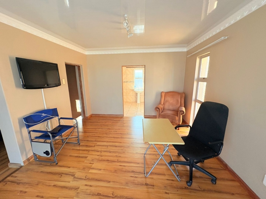 4 Bedroom Property for Sale in Sunnyridge Eastern Cape
